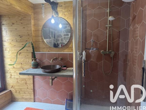 Maison à vendre 4 pièces 82 m² Vic-sur-Cère