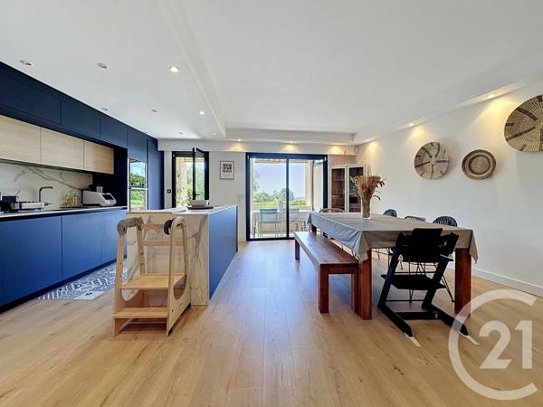 Appartement à vendre  5 pièces - 115 m 2   MOUGINS  - 06