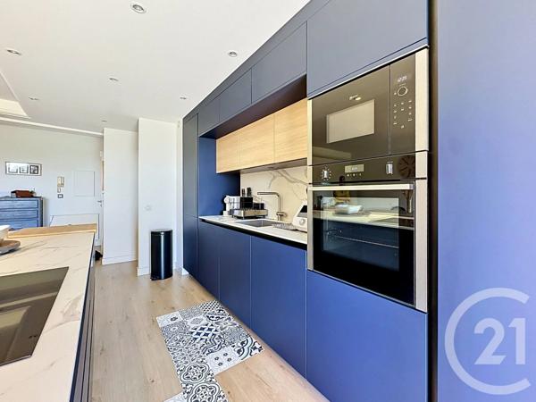 Appartement à vendre  5 pièces - 115 m 2   MOUGINS  - 06