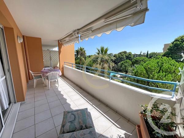 Appartement à vendre  5 pièces - 115 m 2   MOUGINS  - 06