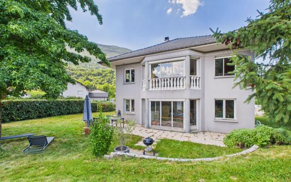 Maison à vendre    6 pièces •  Le Bourget-du-Lac