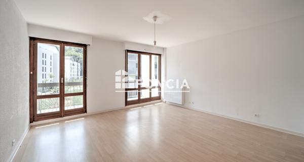 À vendre Appartement 2 pièces 50 m² - Gex 01170