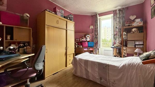 Appartement Corbeil Essonnes 4 pièce(s) 80 m2