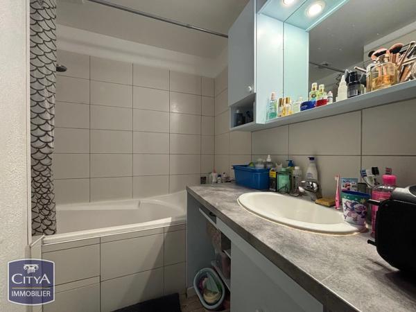 Appartement à vendre 4 pièces 70.69m² Frontignan (34110)