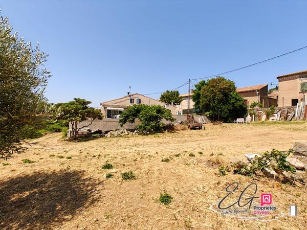 Terrain constructible 856 m² ; Cadre privilégié à Caunes-Minervois