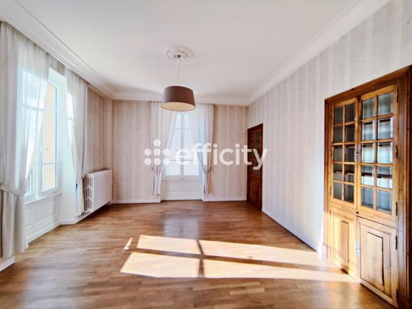 Maison 10 pièces - 278 m² Bien prestige