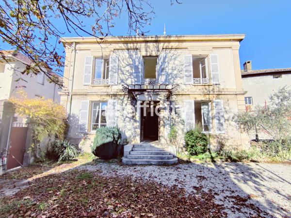 Maison 10 pièces - 278 m² Bien prestige