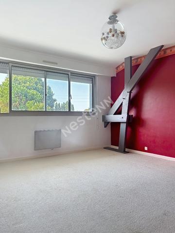Maison familiale à vendre Soulaire et Bourg 150 m² - 4 chambres - bureau - piscine