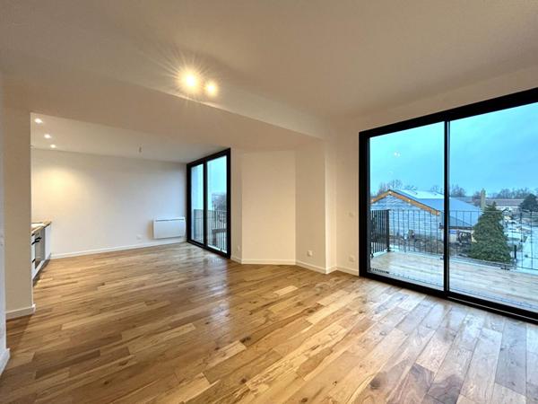 A LOUER : T3 à MARCQ EN BAROEUL • • 1 310 € CC • Réf. G660-120