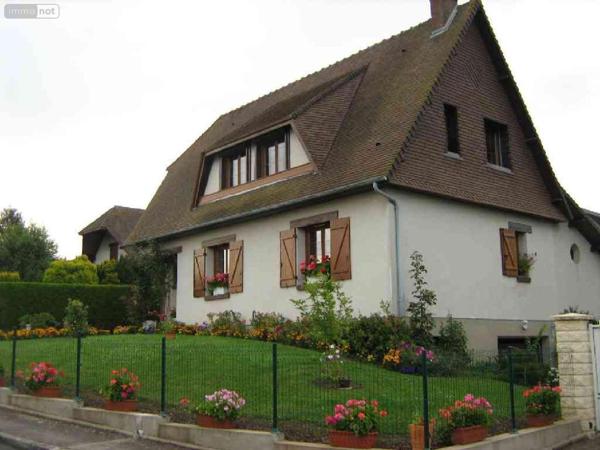 Maison à vendre à Foucarmont en Seine-Maritime (76340), ref : 128   
NEUFCHATEL EN BRAY