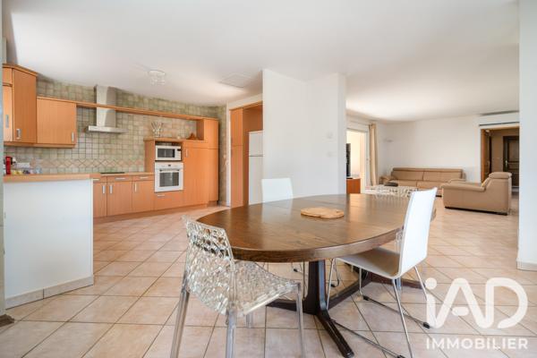 Maison à vendre 5 pièces 137 m² Vourles
