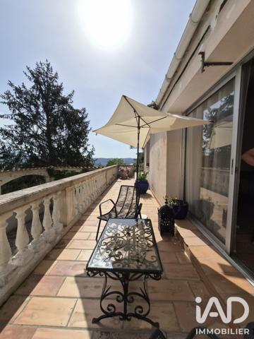 Maison à vendre 7 pièces 199 m² Saint-Laurent-du-Var