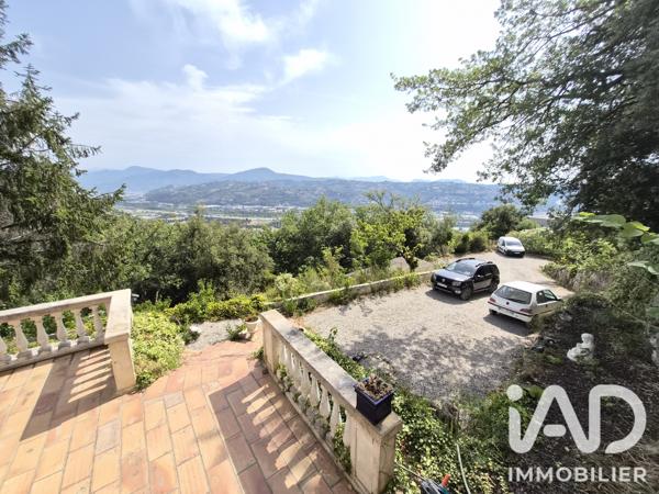 Maison à vendre 7 pièces 199 m² Saint-Laurent-du-Var