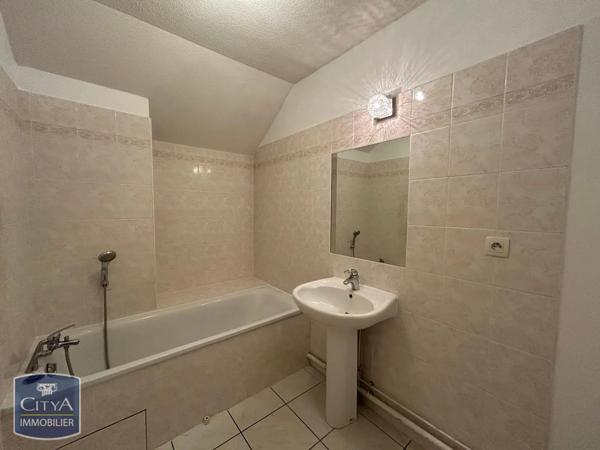 Appartement à louer 2 pièces 52.3m² Barby (73230)
