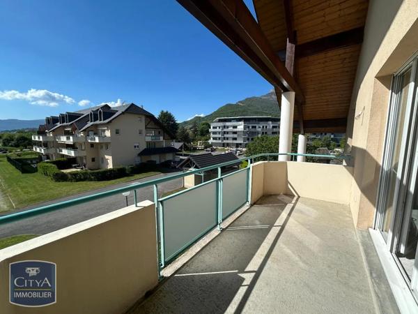 Appartement à louer 2 pièces 52.3m² Barby (73230)