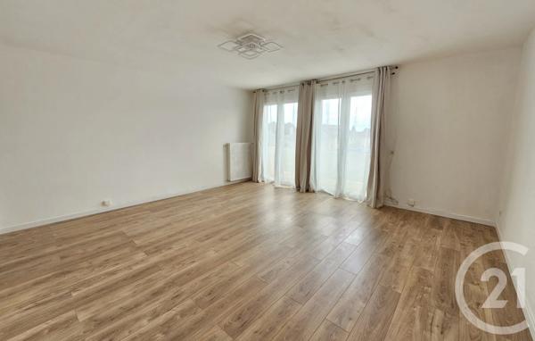 Appartement F4 à vendre  4 pièces - 112,69 m 2   LANNEMEZAN  - 65