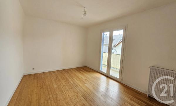 Appartement F4 à vendre  4 pièces - 112,69 m 2   LANNEMEZAN  - 65