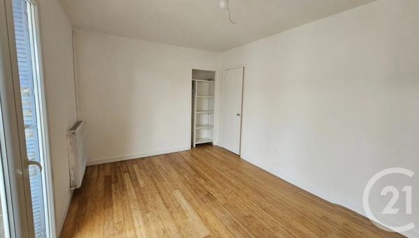 Appartement F4 à vendre  4 pièces - 112,69 m 2   LANNEMEZAN  - 65
