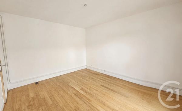 Appartement F4 à vendre  4 pièces - 112,69 m 2   LANNEMEZAN  - 65