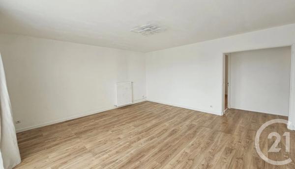 Appartement F4 à vendre  4 pièces - 112,69 m 2   LANNEMEZAN  - 65