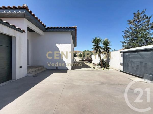 Maison à vendre  4 pièces - 117 m 2   GIGEAN  - 34