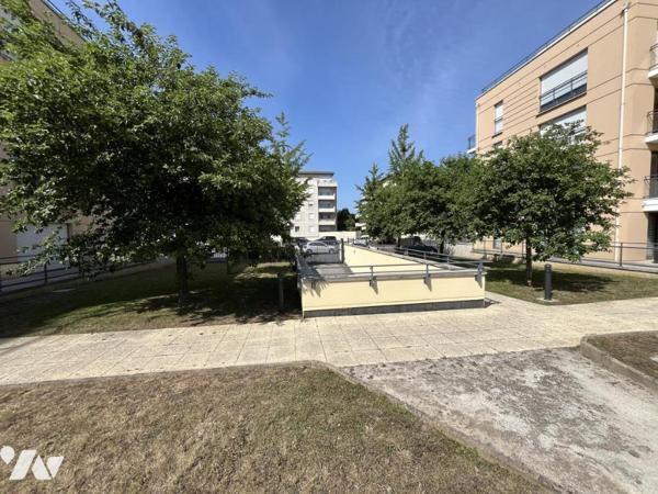 CAEN - quartier stade d'Ornano - Grand F3 avec grande terrasse de 16 m²