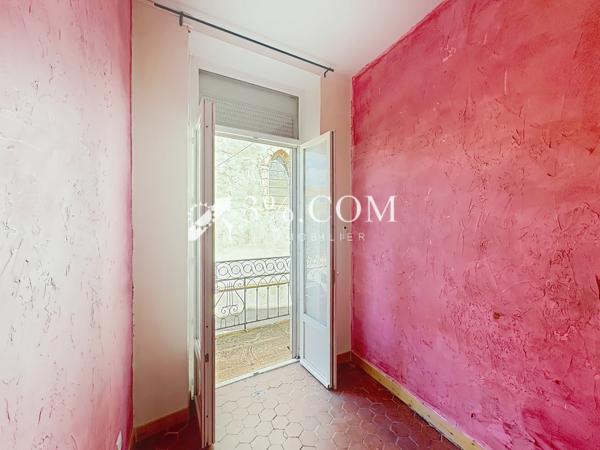 Maison 8 pièce(s) 4 chambre(s) 232 m²