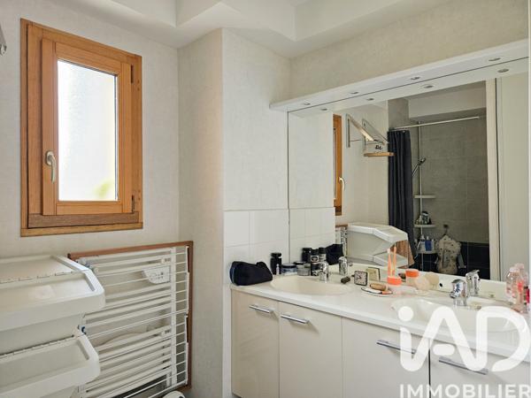 Appartement à vendre 4 pièces 74 m² Longvic