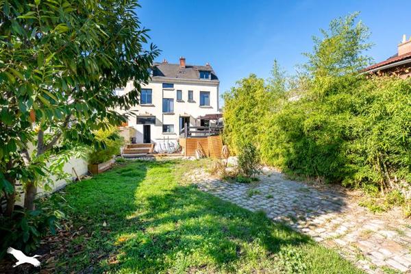 Maison à vendre 411 748 € Saumur 7 p 215 m² DPE C