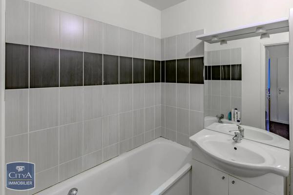 Appartement à vendre 3 pièces 61.77m²