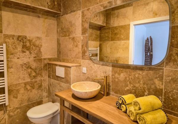 Maison neuve de 190 m² qui mélange le style urbain et une touche de Bali