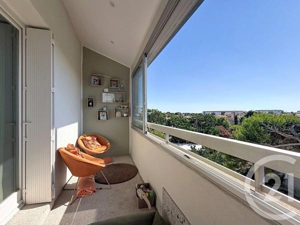 Appartement T3 à vendre  3 pièces - 64,58 m 2   AGDE  - 34