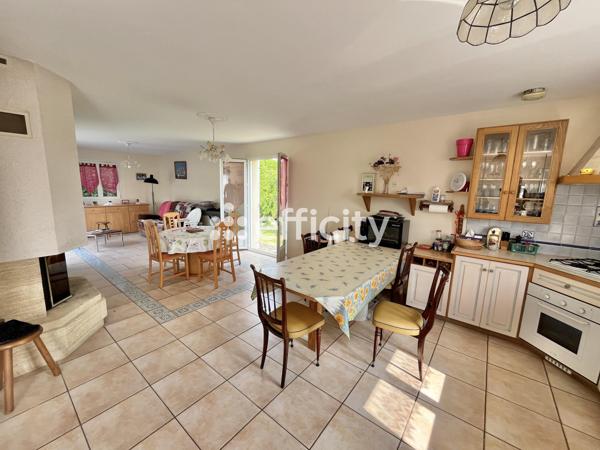 Maison 5 pièces - 90 m²