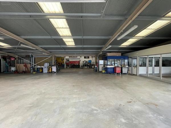 Achat - Immeuble | Local mixte (Pro/Hab) Eu 76260 663 m 2 2269 m 2