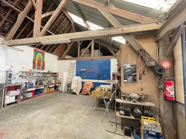 Achat - Immeuble | Local mixte (Pro/Hab) Eu 76260 663 m 2 2269 m 2