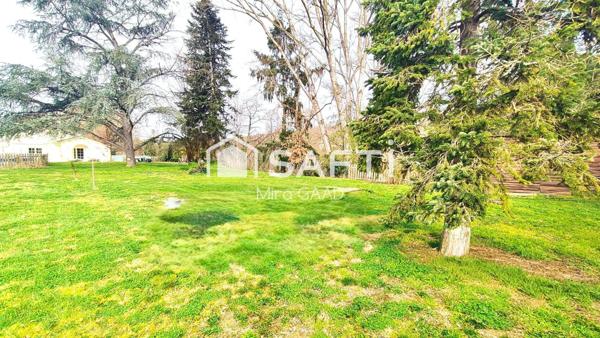 Terrain 1600m2 plat proche commodités avec acces privé sur le Tarn