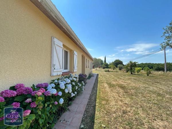 Maison à louer 4 pièces 90m² Monclar-de-Quercy (82230)