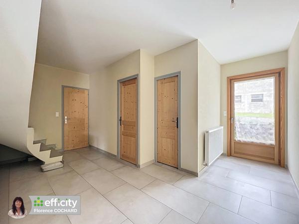 Appartement 2 pièces - 110 m² Exclusivité efficity