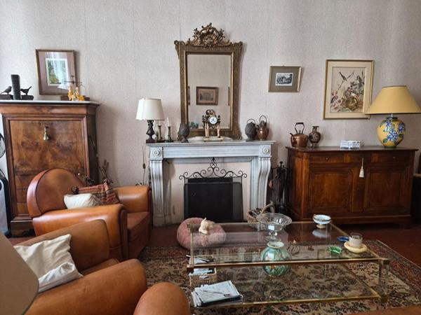 Appartement Marseille 13006  T6 161 m2