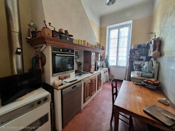 Appartement Marseille 13006  T6 161 m2