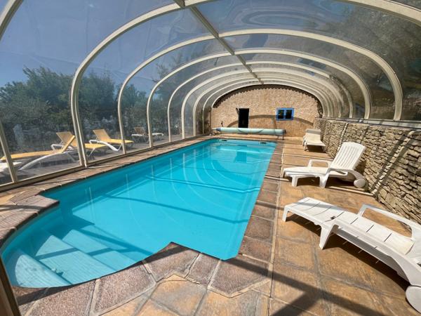 Saint-Saturnin-lès-Apt (84490) Idéalement située proche centre village avec vue imprenable !