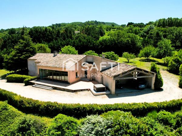 Propriété d'Exception avec Vue Panoramique à Apt - Un Joyau Provençal