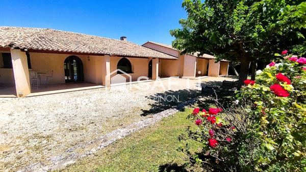 Propriété d'Exception avec Vue Panoramique à Apt - Un Joyau Provençal