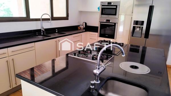 Propriété d'Exception avec Vue Panoramique à Apt - Un Joyau Provençal