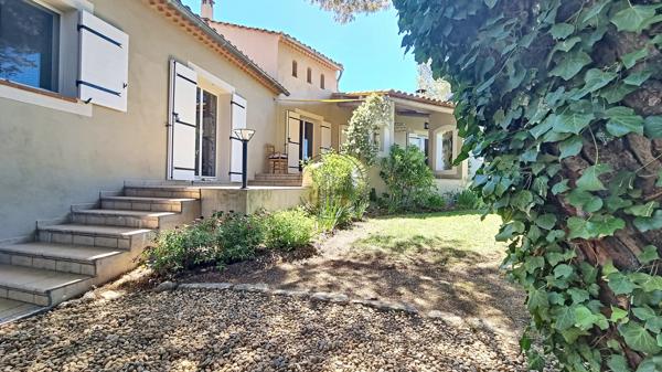 Cheval-Blanc (84460) PROPRIETE A CHEVAL-BLANC: ELEGANCE, CONFORT ET CADRE ENCHANTEUR AU PIED DU LUBERON