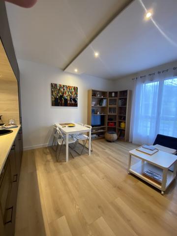 Beau T1-T2 meublé