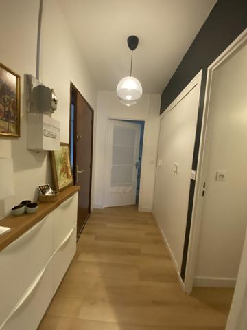Beau T1-T2 meublé