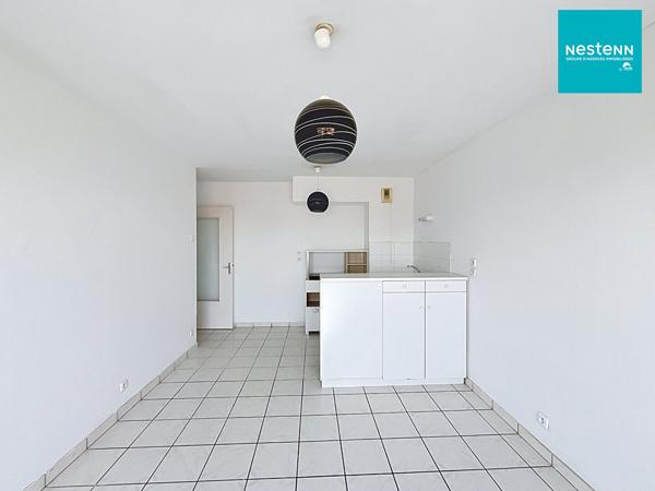 Montrond Les Bains - T2- 50 m² - Balcon 7 m² + cave en plein centre ville !