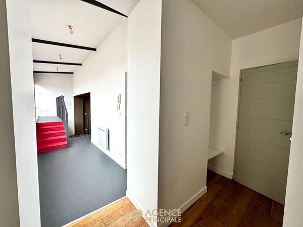 Appartement - T3 - 69m2 - Terrasse de 40m2 - La Rochelle Centre ville 393 750 € **  - Référence  JH719D4