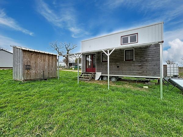 À Vendre : Terrain de loisir avec Tiny House ? Chambellay